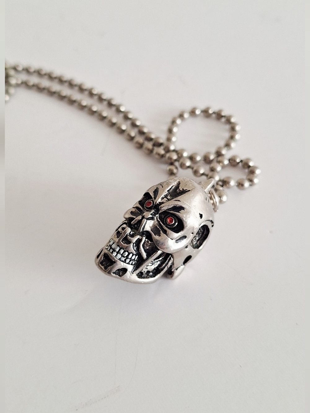 Official Terminator T-800 Skull Pendant
